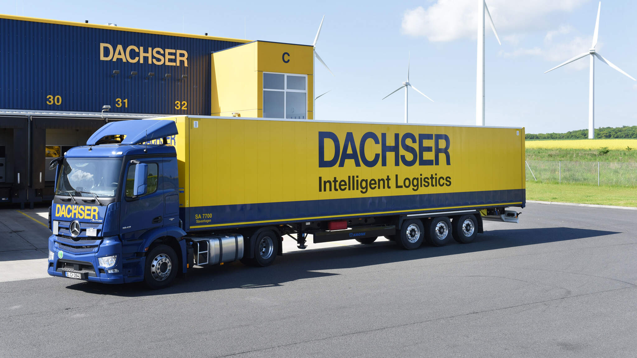 DACHSERs fullt integrerade IT-system täcker hela Europa och består av högeffektiv transportstyrningssystem.